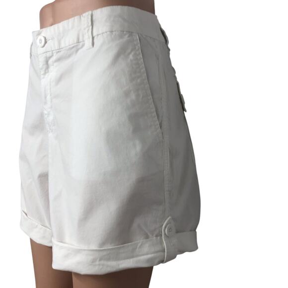 Liz Claiborne Summer White Cuffed Hem Shorts Side and Back Pockets Mid Rise - Picture 15 of 16
